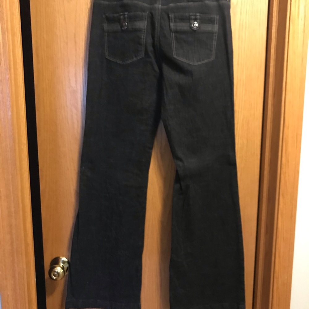 White House Black Market black jeans. Size 4.